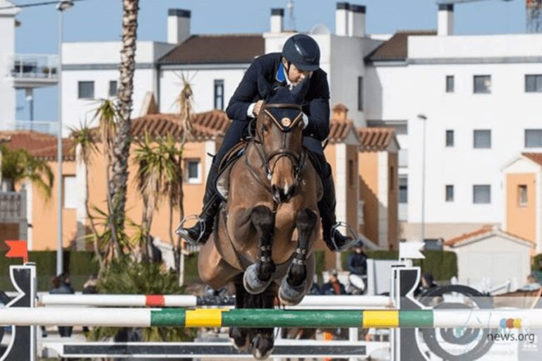 Lieven Devos chega ao top 3 em CSI3* 1,40m Knokke Hippique
