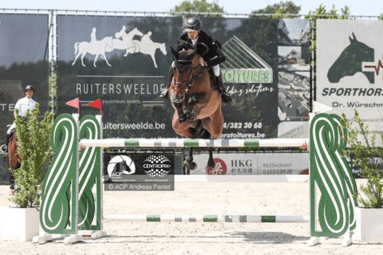 Prata para Alexander Housen em Valkenswaard