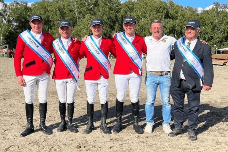 História de sucesso da equipe belga de saltos na Longines FEI Nations Cup da Suécia