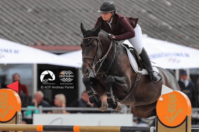 Charlotte Philippe brilha no GP de 1,55m de Verbier