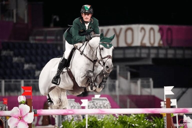 Darragh Kenny e VDL Cartello retirados do Campeonato Mundial Herning