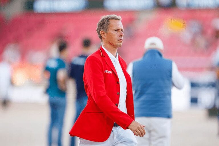 Sem final da Copa do Mundo para Christian Ahlmann e Dominator 2000 Z