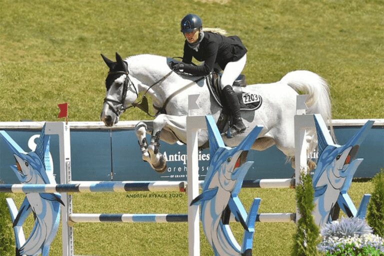 Vitória de Kristen Vanderveen no Hampton Classic Horse Show