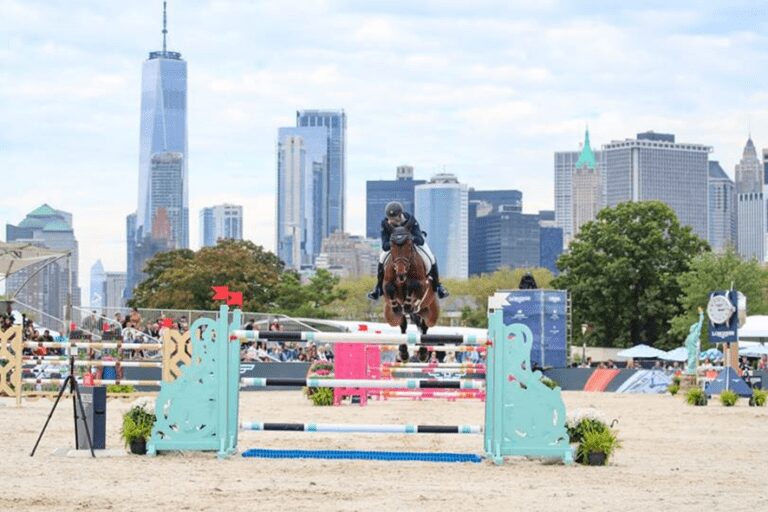 Niels Bruynseels coleciona prêmios em Nova York.&nbsp;Whitaker vence a classe principal