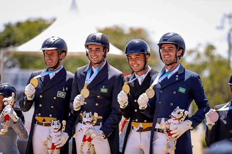 Time Brasil de Adestramento garante ouro nos Jogos Sul-Americanos, o tri consecutivo e a vaga do país no Pan 2023
