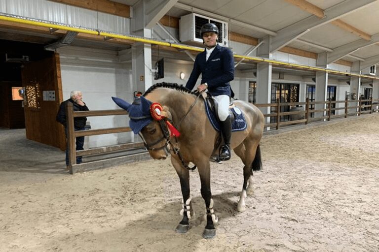 Top 5 para Dominique Hendrickx na classe de qualificação de 1,55m para o Grand Prix Hubside