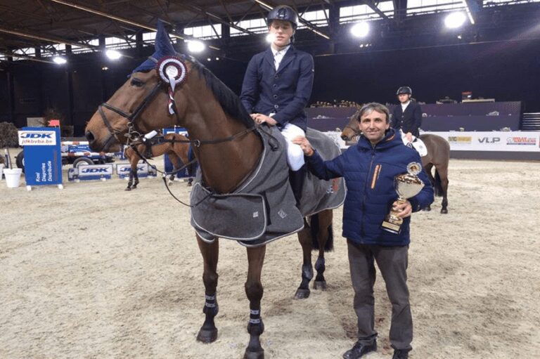 Axel Vandoorne ganha ouro em 3* 1,40m Sentower Park
