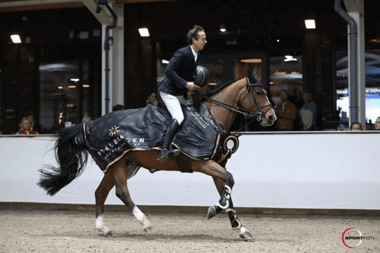 Todos os vencedores do GP CSI3* e CSI2* desta semana.&nbsp;Os belgas se destacam