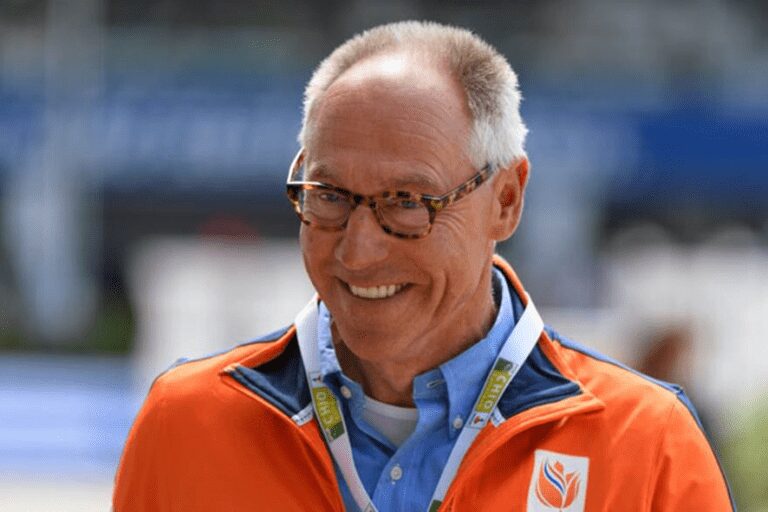Rob Ehrens é o novo tecnico do Japão