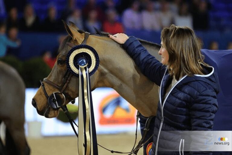 Os cavalos e cavaleiros para CSI5*-W Jumping Mechelen 2022
