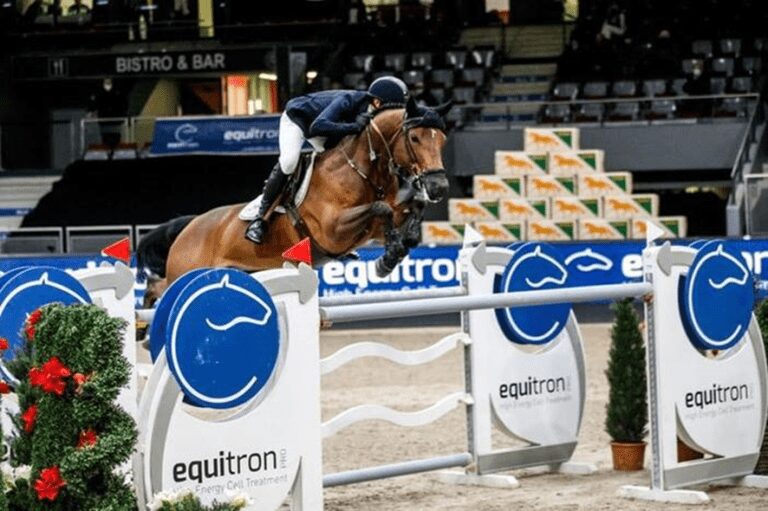 Jos Verlooy e Varoune primeira classe em 1,50m Snowflake Stakes London