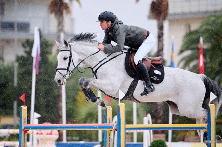 Steve Guerdat em Oliva, supremacia irlandesa em Vejer, estes são os vencedores do GP CSI3* e CSI2* do fim de semana