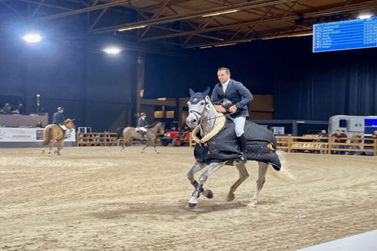 Christophe Vanderhasselt vence qualificação para o GP de Ghent