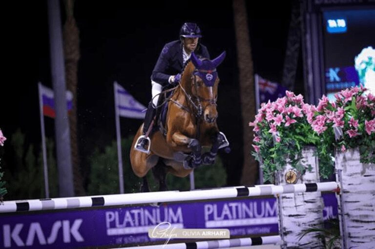 Igor van de Wittemoere impressiona no segundo dia do WEF 9, Bertram Allen vence