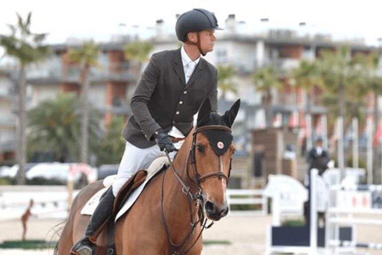 Jérôme Guery sobe ao pódio em Madrid, Musa vence.