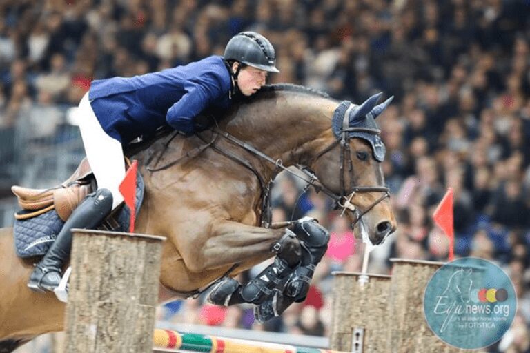 Martin Fuchs e Connor Jei fecham Royal Windsor Horse Show com vitória no GP