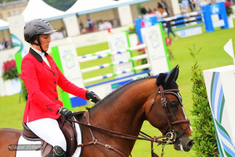 Patteet e Verlooy saltam para ouro e prata na classe principal CSI4* Bourg-en-Bresse