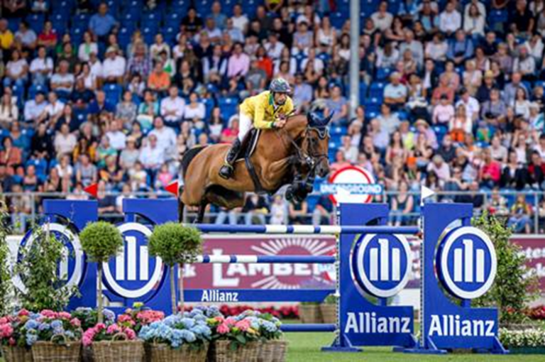 “Miss Blue-Saint Blue Farm Mystic Rose” em excelente desempenho no Rolex GP Ville De Dinard