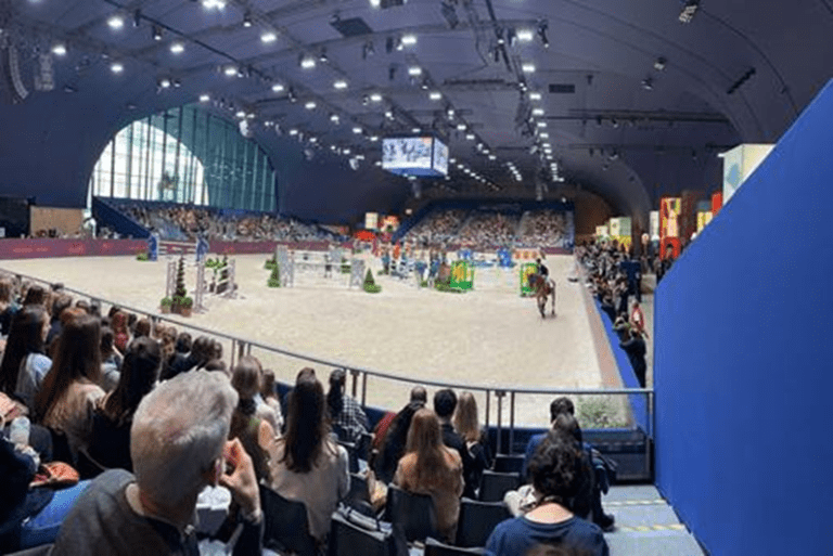 Angelica Augustsson Zanotelli e Kalinka van de Nachtegaele impressionam com vitória do Saut Hermès!