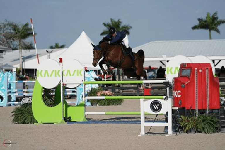 “Castilio C Jmen” alcança 4º lugar em competição de salto em Ocala, FL