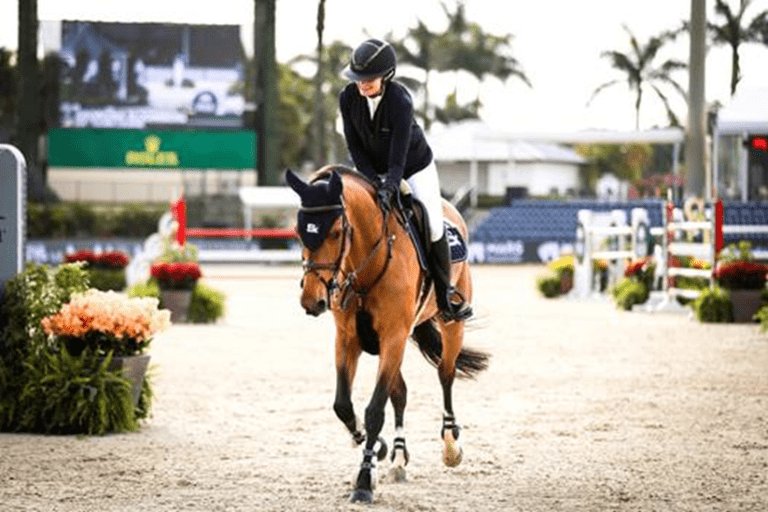 Zoe Conter marca em Fontainebleau 1,50 m!