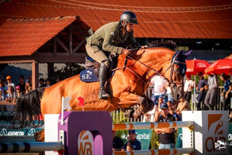 Con Chello S Son Jmen fatura GP Neodent em Curitiba. Nina Blue M Secco é a melhor BH da prova