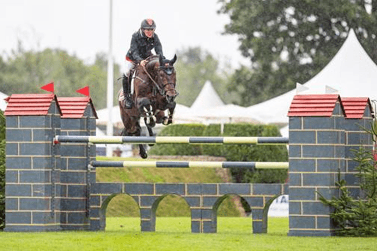 Sensacional Sprehe vitorioso no CSI4* Grand Prix Samorin