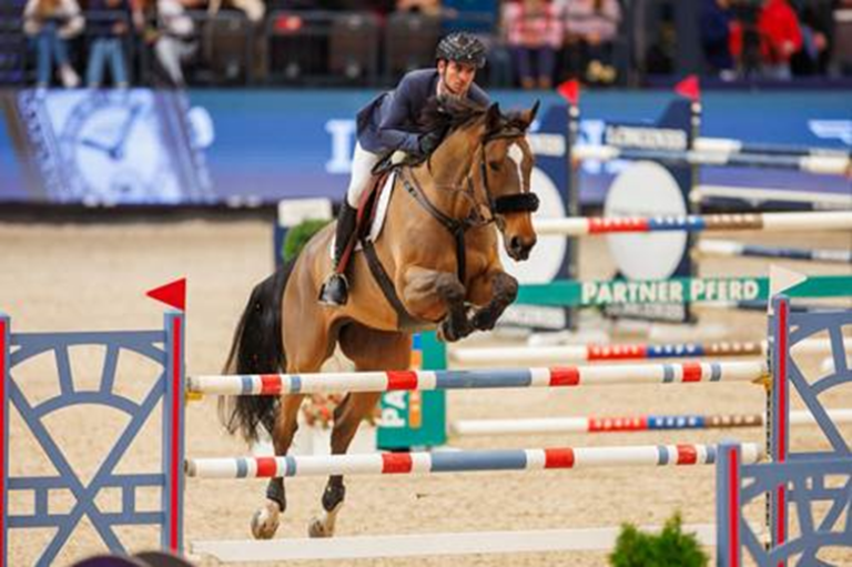 Double Jeu d’Honvault de Steve Guerdat para Gregory Wathelet