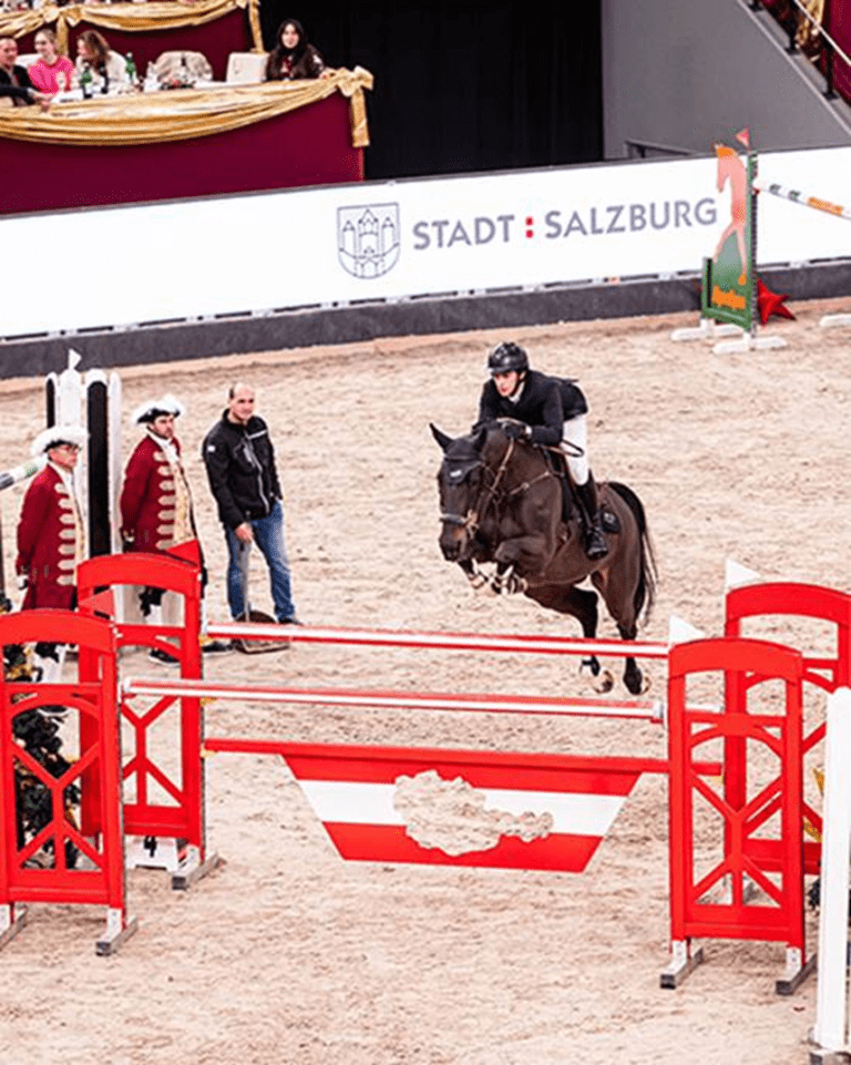 João Victor Castro com Provence é vice a 1.55m em Internacional Indoor 4* na Áustria