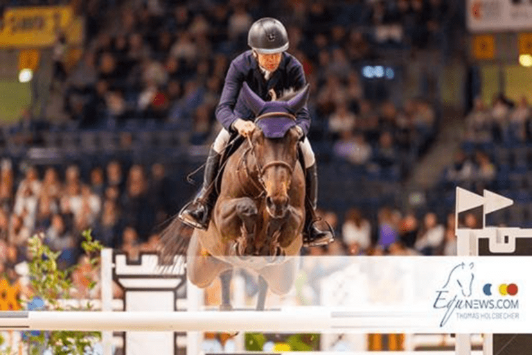 Wilm Vermeir e Top Invest 313 Z lideram as apostas Ivy Stakes de 1,50 m de Londres