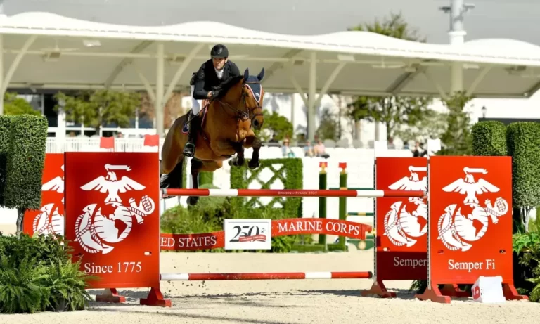 Eduardo Menezes conquista prêmio no CSI4* em Ocala