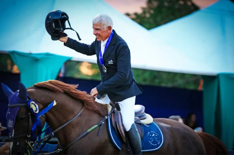 Campeão Pan-Americano vence classificatória dos 1,30m do Concurso Nacional de Salto na ExpoLondrina 2025